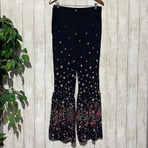 BCB Generation Black Floral Flare Leg‎ Pants Women's Size Large